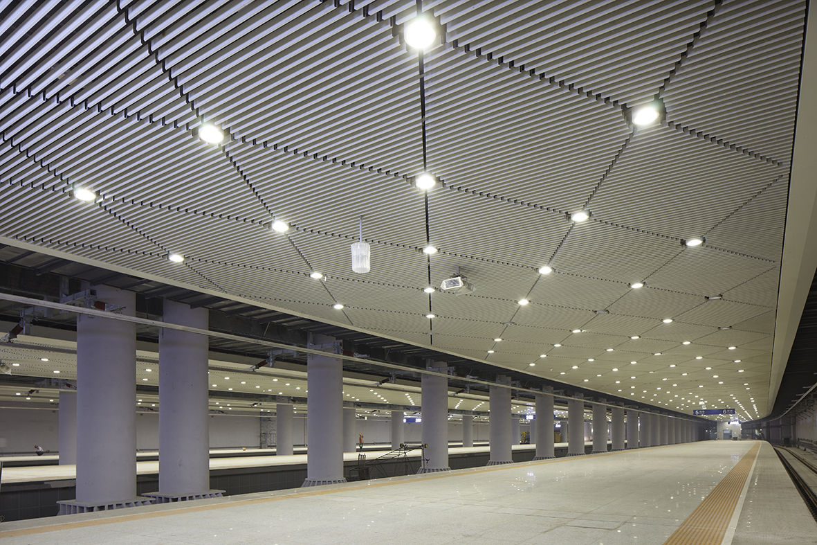 天津于家堡火车站