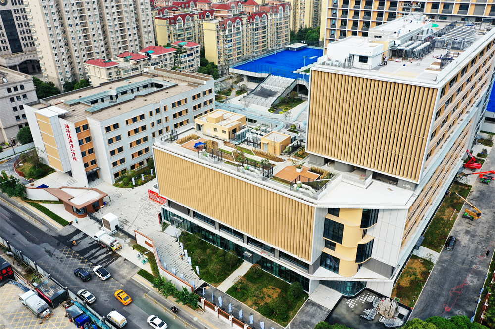 西安高新第一中学